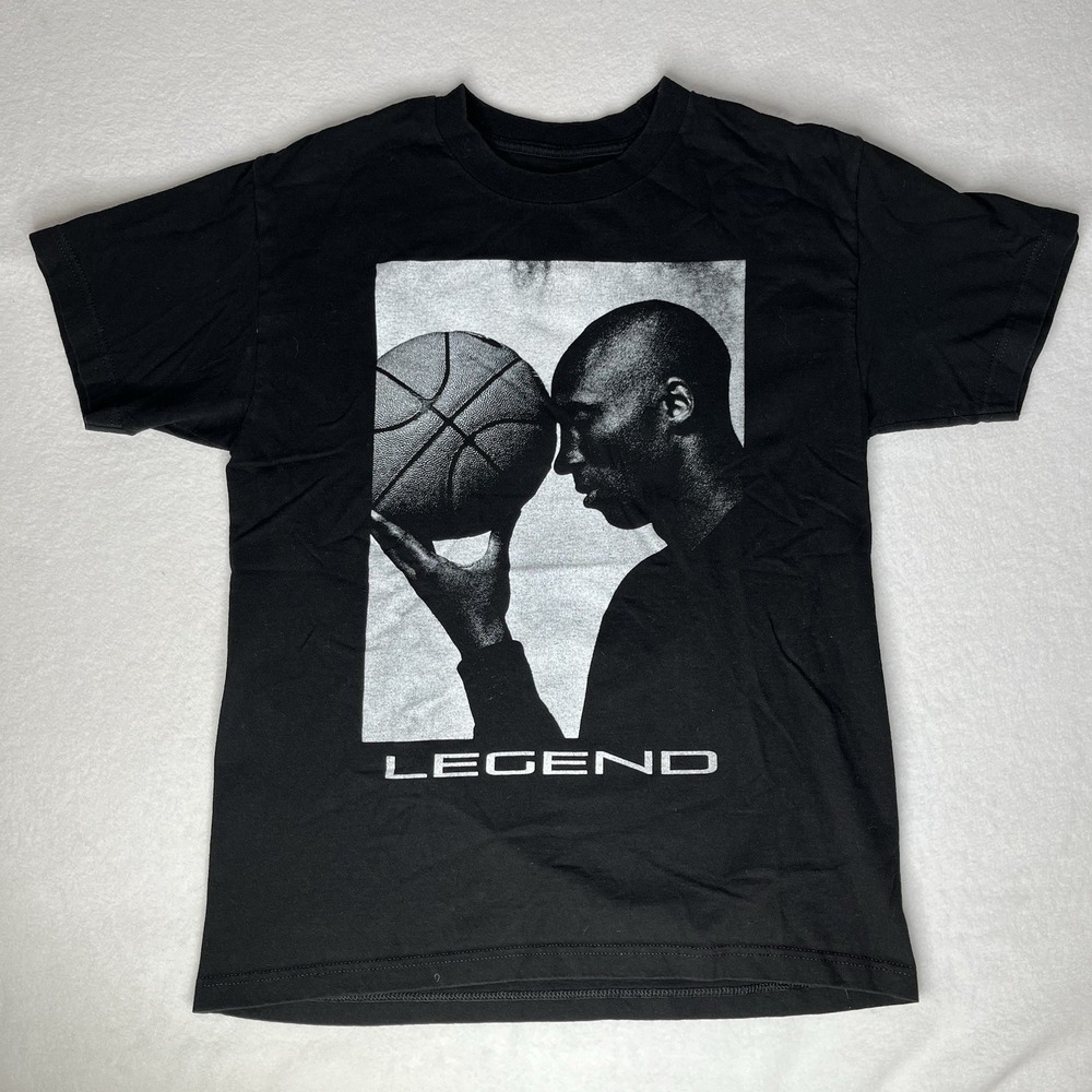 Kobe Bryant Black/White Graphic Tee LA Lakers Legend S (no tags) Basketball